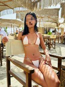 praia mare. ho 19 anni e sono bellissima. scopo mio ragazzo davanti te vivo.