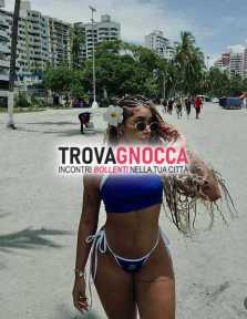 samantha 🔥💋 colombiana🇨🇴 24 anni È ragazza dolce e completa vagina stretta🔥🔥