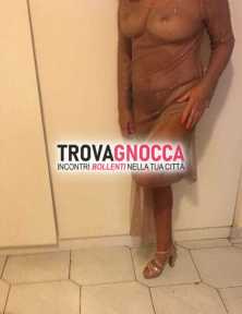 💎 ilaria 💎 italiana e completamente amatoriale vanta corpo abbronzato e bellezza mozzafiato suoi affascinanti occhi blu e lunghi capelli biondi. 💄👠
