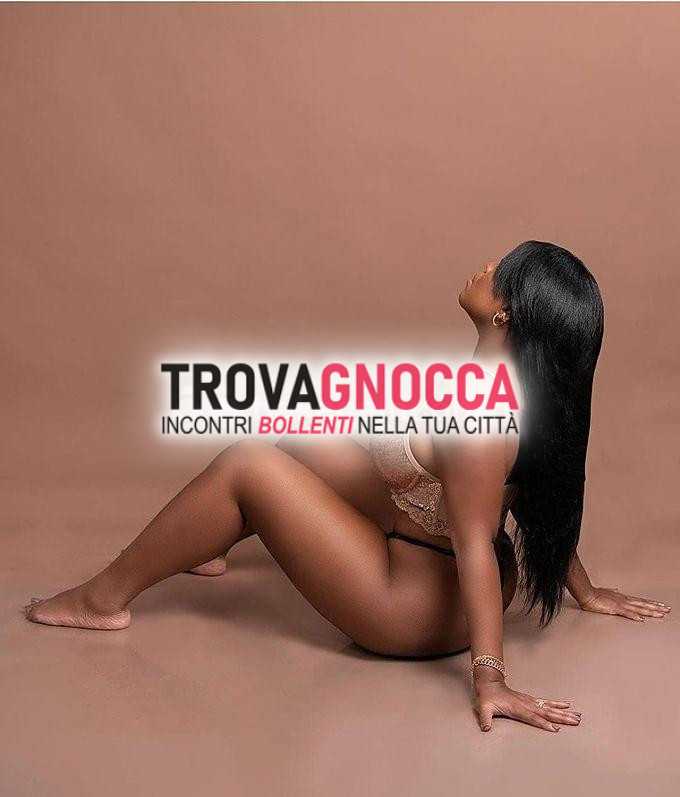 a montevarchi bellissima mora primissima volta¸ dolcissima e indimeticabile appassionata simpat lunghi preliminari senza fretta.disponibilis