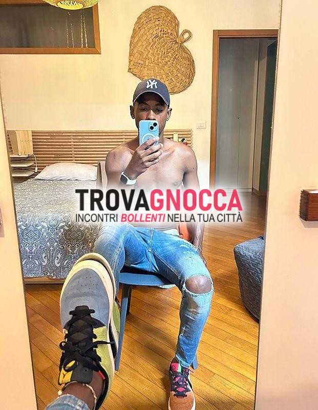 santiago giovane latino bologna è vero piacere occhi affascinante appassionato e sempre pronto sorprendere. 🍫💸💦🍆✨🇨🇴