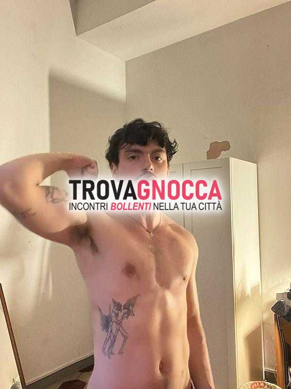 giovane ora regalo esclusivo guarda foto