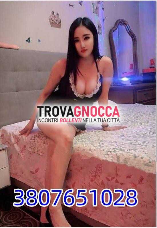 nuova 💖 appena arrivata 🍓 ragazza orientale 100 scoprire. sua vagina succosa È vero piacere leccare - 69 e bocchino naturale 💗 - massaggio prostatico un’esperienza indimenticabile