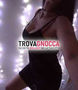 ragazza italiana che offre un'esperienza unica fidanzata non perdere