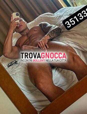 zona redona incantevole modello dotato ti aspetta porco e bellissimo vieni godere desideri 🔥
