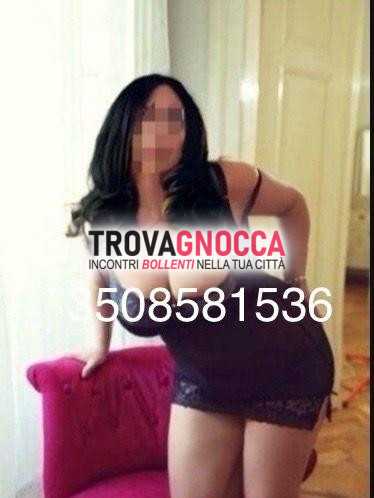 claudia bellezza unica ti aspetta ambiente riservato e pulito vieni trovarla ♥️ preliminari che rendono ogni momento sogno.
