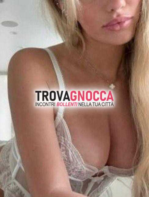 kaica bionda seducente gustosa e dolce ti aspetta un'esperienza d'amore indimenticabile