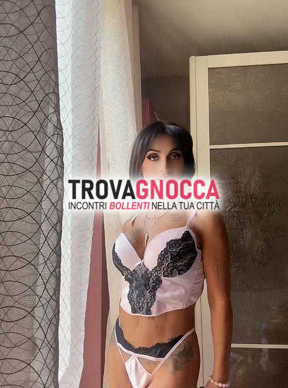 zoccolona accaldata 💕💥🔥🔥 dolce e sensuale 👑💖 donna💖👑 corpo stretto e bocca fragola irresistibile 👑 fino tardi 💓🔥👑🔥
