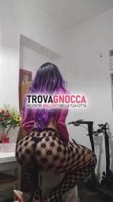 ciao amore mio sono katriona bomba sexy che ti farà vivere momenti indimenticabili