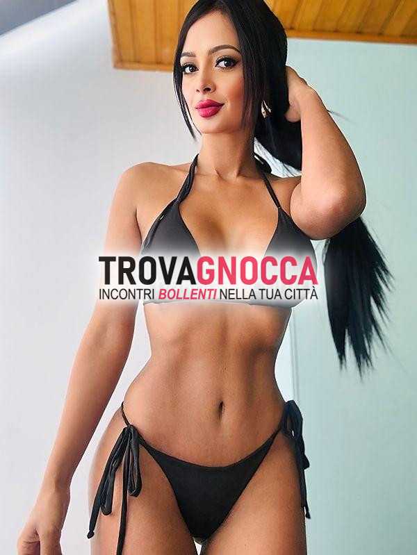 sophia latina seducente e appassionante 🔥