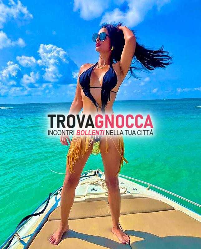 sophia latina seducente e appassionante 🔥