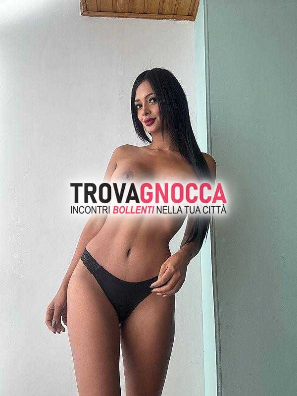 sophia latina seducente e appassionante 🔥