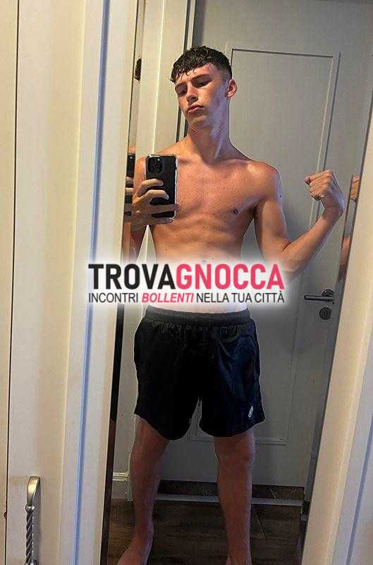 ☀️☀️💙milano - novitÀ 🔷 alessandro twink italiano bellissimo - dotato xxl molto attrativo - versatile e culetto liscio 💙💙☀️