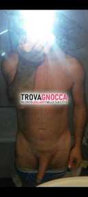 singolo cerca singola o coppie momenti intimi e divertenti
