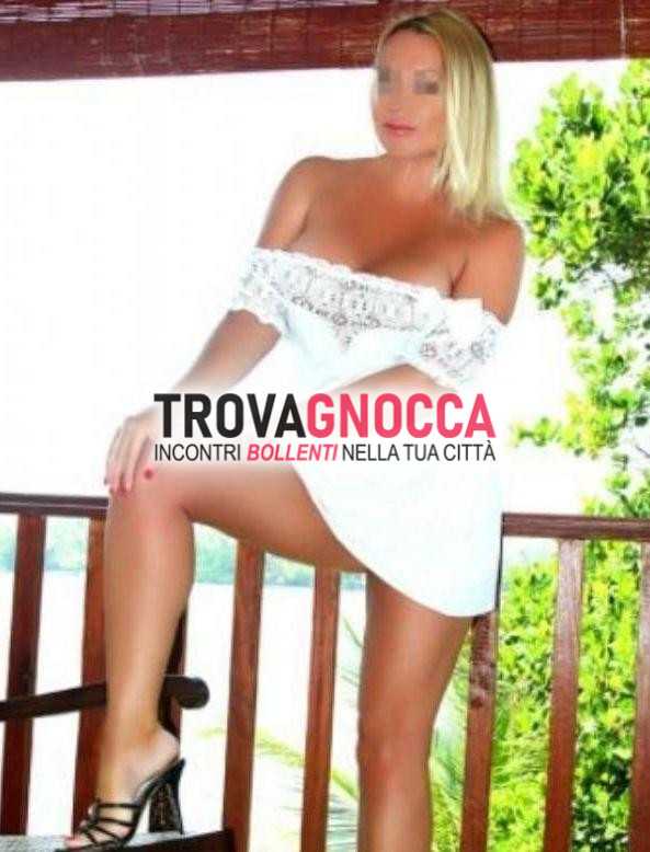agropoli centro helga È favolosa bionda che devi assolutamente provare