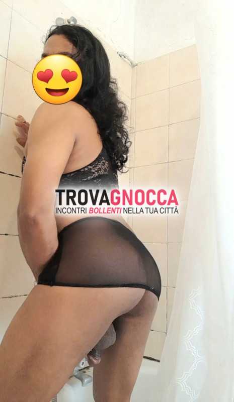 sissy trave ospitale 👗 👙 🍑