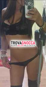seducente e affascinante ragazza italiana