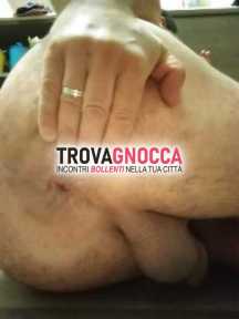 ingoio sperma e piscia dopo che succhiato e mi cavaichi vacca