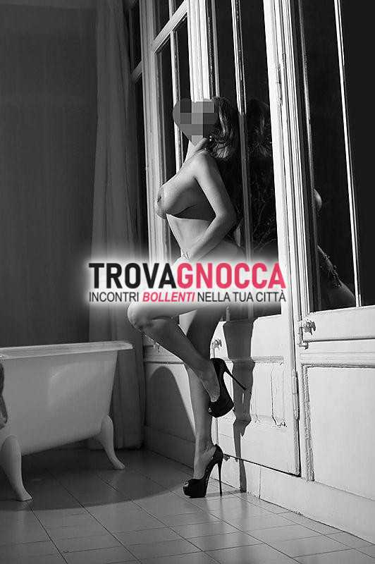 eccomi💞 lilith baladron💋 visione incantevole e infuocata curve seducenti che ti lasceranno senza parole