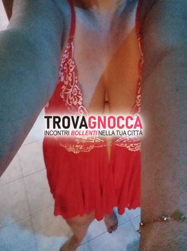 massaggiatrice italiana altamente qualificata offre massaggi relax antistress decontratturanti totalbody un'esperienza rigenerante.