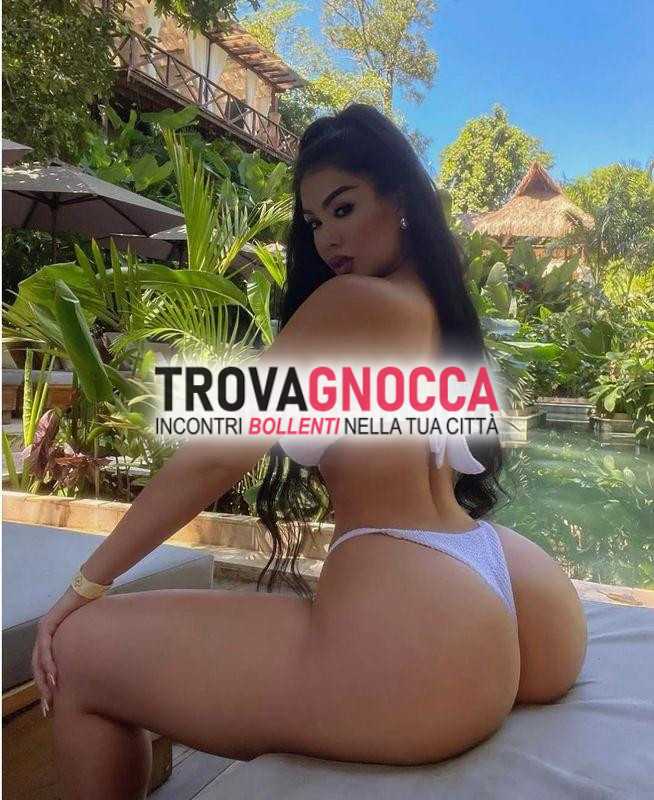 a olbia studentessa italiana 🇮🇹 vacanza desidera incontro unico uomo maturo e generoso.