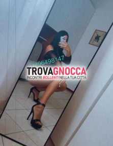 giulia italiana 😘 25 anni 😘 È pronta ad accoglierti momento divertimento insieme