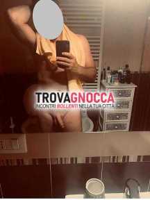 affascinante moro cerca o riceve ragazza incontro sensuale farla divertire mia 👅 e molto più.