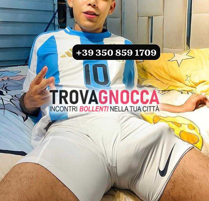novissimo twink affascinante giovane e magro. superdotato xl. versatile dolce e pieno passione 💦😋