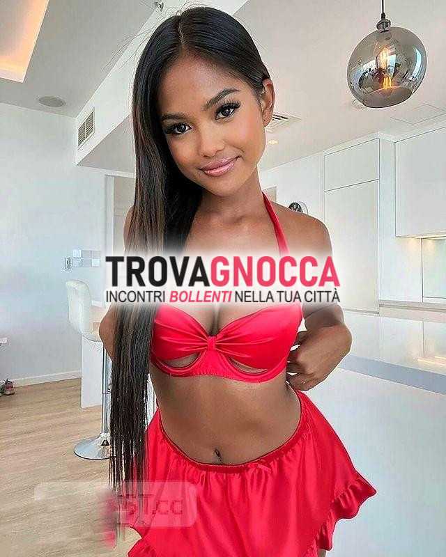 trasgressiva affascinante e raffinata😘😘😘baci appassionati lingua.💋