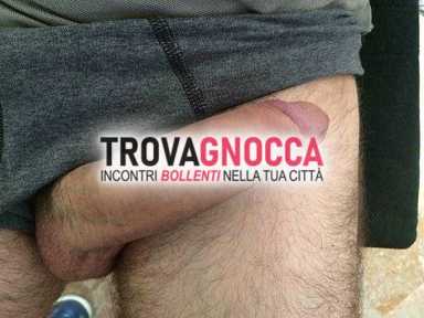 giovane etero completamente attivo. solo chi ama l'azione
