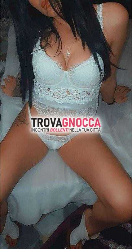 ❤️fermi tutti maria ❤️È morettina incantevole e davvero porca 😋😋😋