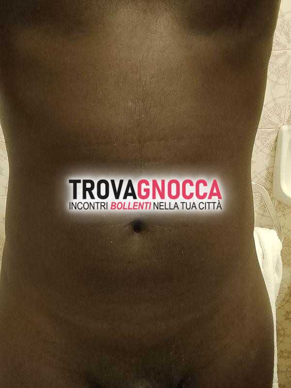 cercasi ragazza oggi - compenso garantito.