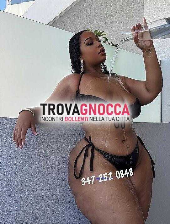 il mio corpo desidera te. hai coraggio accogliere sfida tua tentazione nella capitale infinita