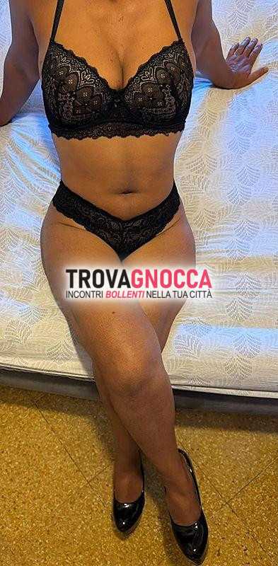 appena arrivata bellissima mora salvagua spagnuola