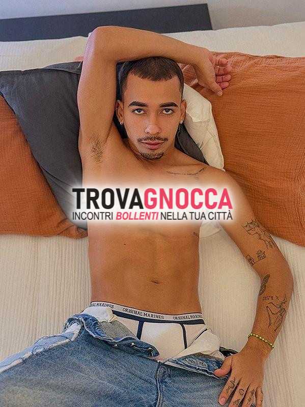 ragazzo brasiliano 🇧🇷🔥
disponibile esperienza completa sia attivo che passivo 😈🔥