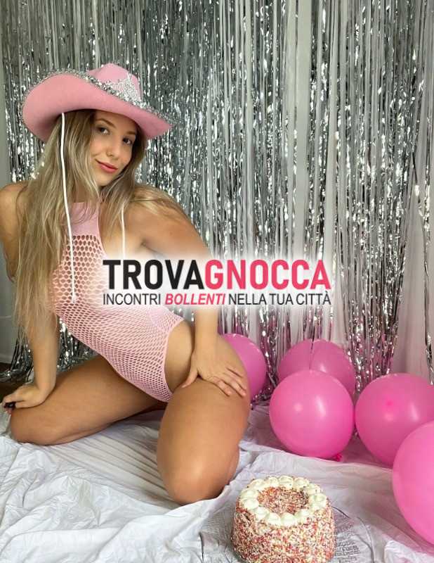 ❌ no incontri solo videochiamata e sexchat foto e video💦 sharon giovane ragazza