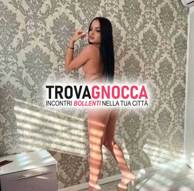 🌸 🌸🌹 appena arrivata pochi giorni foto 💯 x 💯 autentiche 🎀🤤 giovane ragazza calda e succulenta 🤤 🎀 🔥 estremamente calda e completa🔥