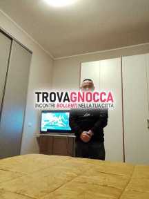 riki è cerca due donne momenti puro svago e piacere
