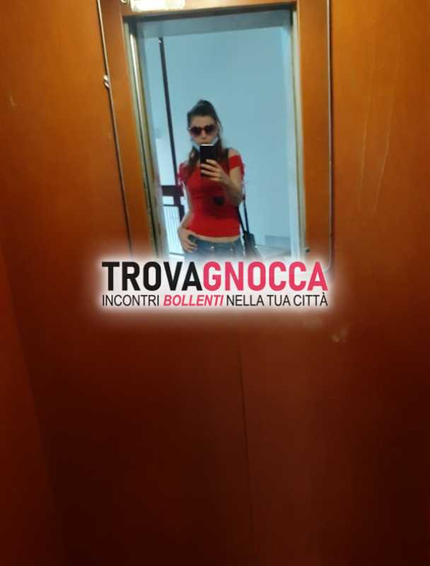 ragazza padova solo masturbazione videochiamata