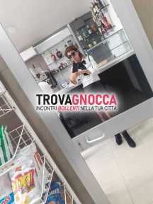 ragazza padova solo masturbazione videochiamata