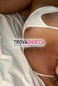 bel ragazzo singolo ben dotato italiano sottomesso donne sole e coppie singole