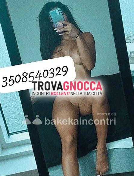 😻ciao tesoro💋 sono beatrycce💣 tua favolosa bambola 🍓100 autentica💕💕 stupenda e esclusiva solo te 👠