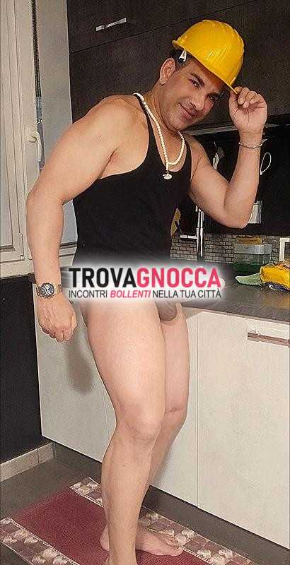 xxl thomas suoi 22cm È bel largo e ha bel culo