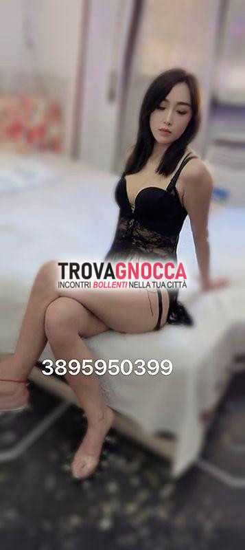 ⭐🧡⭐due belle femmine sensuali e avvolgenti.da assaporare curiositÀ e senza pressioni se desideri migliore ⭐🧡⭐