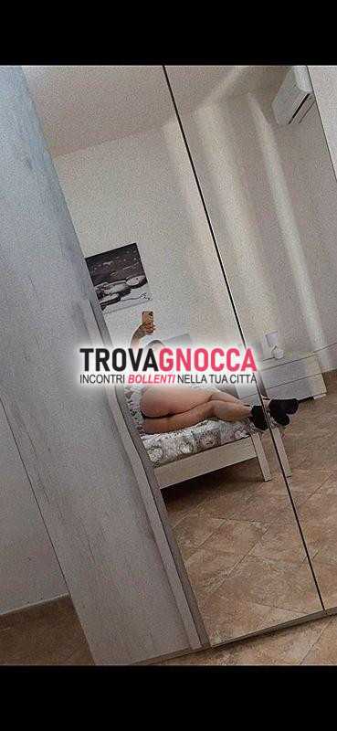 mi sembra che tu stia cercando annuncio esplicito. ecco proposta

vieni scoprire mio mondo piacere solo raggiungo chi desidera momenti indimenticabili