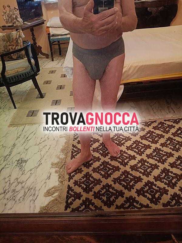 maturo decisamente interessante guarda foto fisico ben definito atletico e curato. non sono sovrappeso anzi sono forma e naturale senza depilazione. non faccio parte scena locale quindi sono novità scoprire