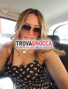 nuovo contatto osserva regina passione seducente troicamatrona pronta regalarti massaggio sensuale e rilassante solo te 😘👍💋😃😃