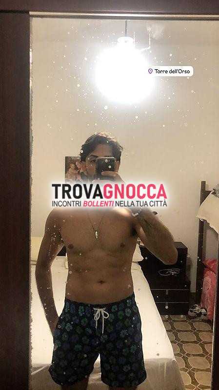 turista superdotato giocattolo 20 cm cerca donne o coppie pronte divertirsi e vivere esperienze indimenticabili