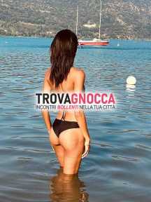 videochiamata splendida diciottenne latinoamericana che si dedica fare porno diretta sia sola che insieme al suo fidanzato.