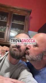 cerco attivi molto dotati e pieni
